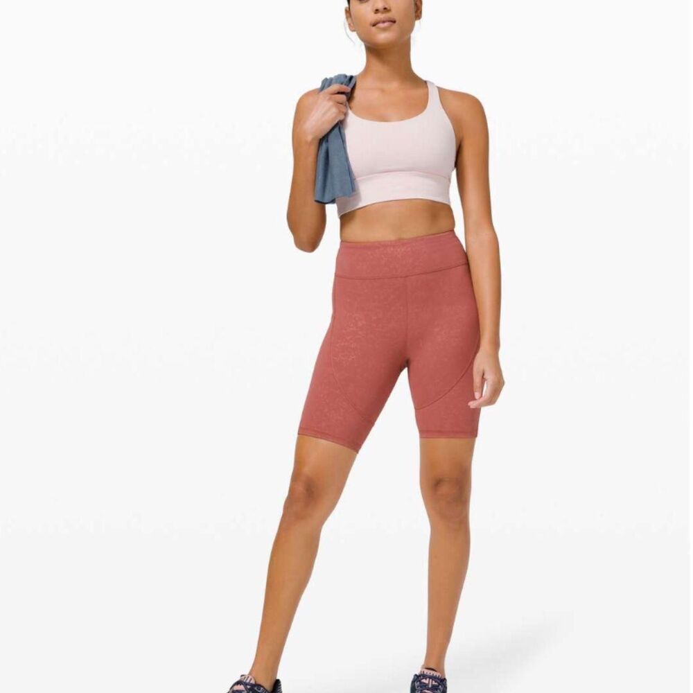 Lululemon Track and Train Bike Short 8" - Size 2
